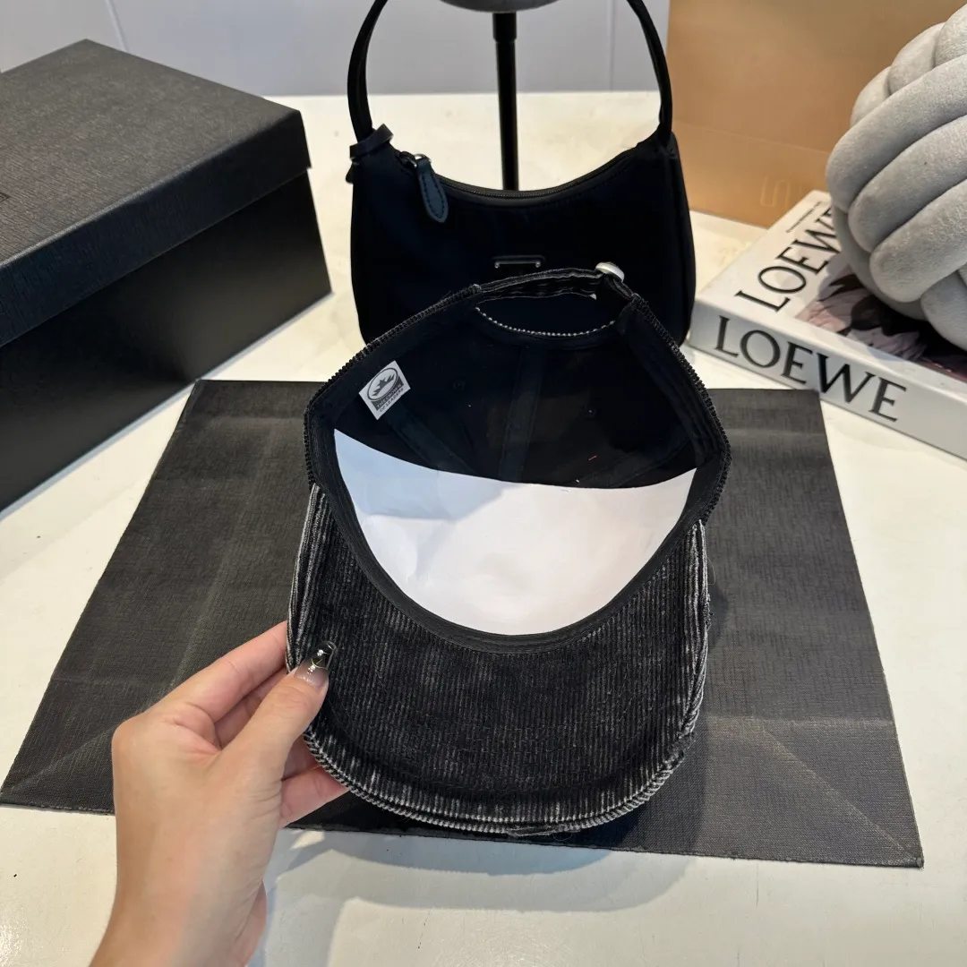 P50 Chrome Hearts 💓Early spring Korean style fashion retro distressed hole hat worn design versatile baseball cap peaked cap
